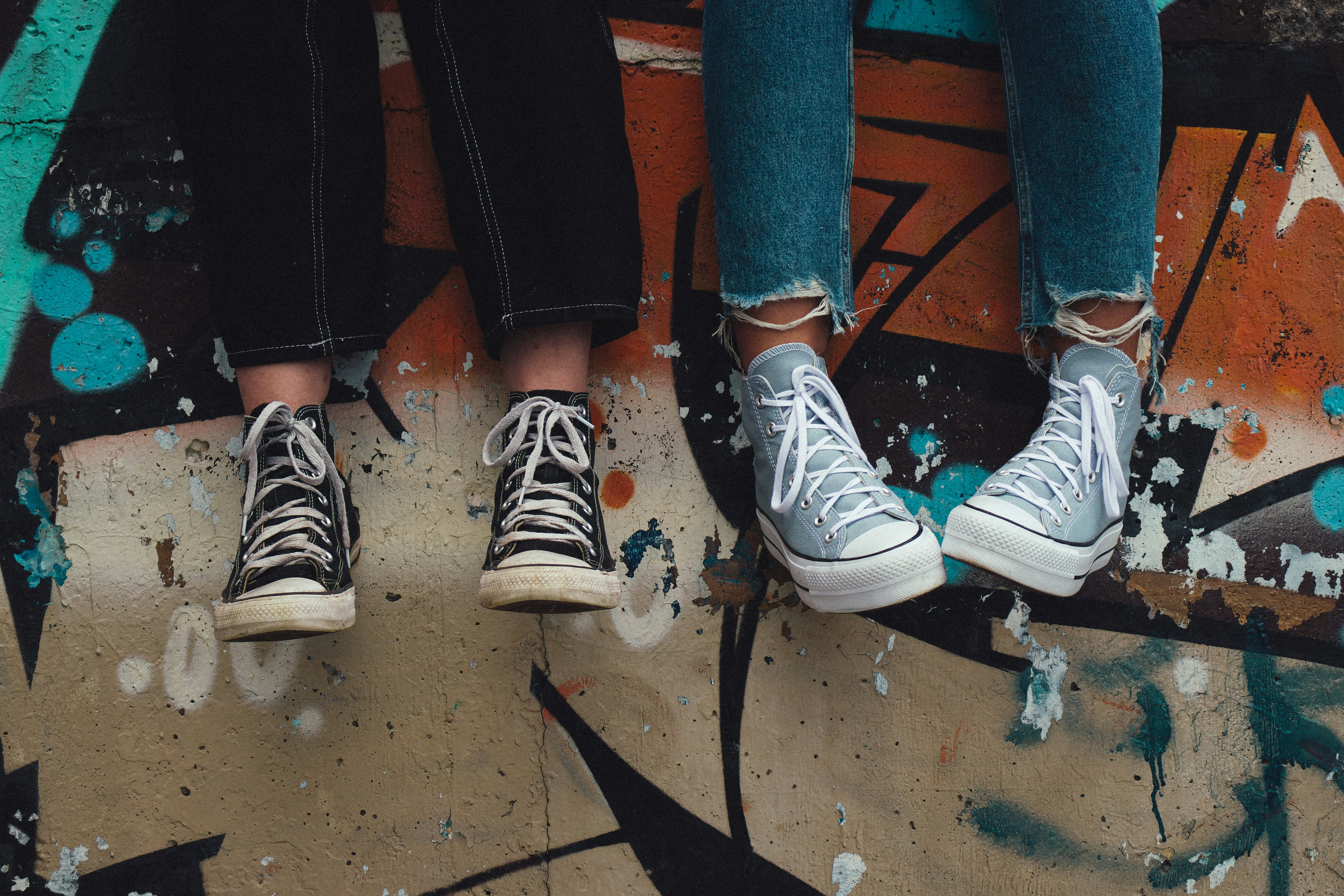 Teen sitting feeling overwhelmed, representing common signs of teen anxiety and depression.